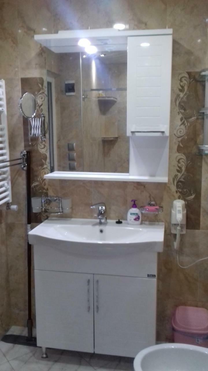 Apartment B O R A Tskaltubo Buitenkant foto
